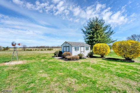 106 Boss Road East Amwell NJ 08559