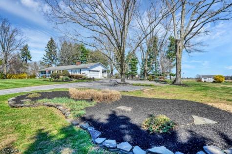 106 Boss Road East Amwell NJ 08559