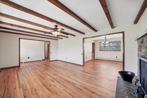 106 Boss Road East Amwell NJ 08559