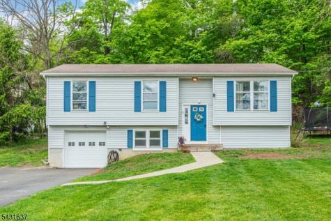 5 Valley Drive W Vernon NJ 07418