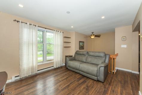 5 Valley Drive W Vernon NJ 07418
