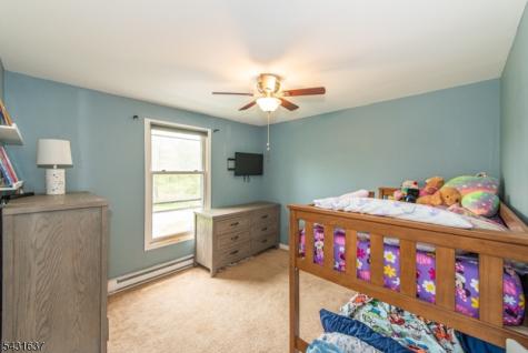 5 Valley Drive W Vernon NJ 07418