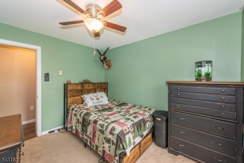 5 Valley Drive W Vernon NJ 07418