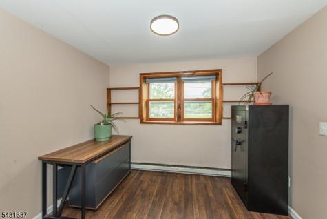 5 Valley Drive W Vernon NJ 07418