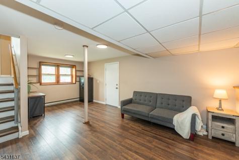 5 Valley Drive W Vernon NJ 07418