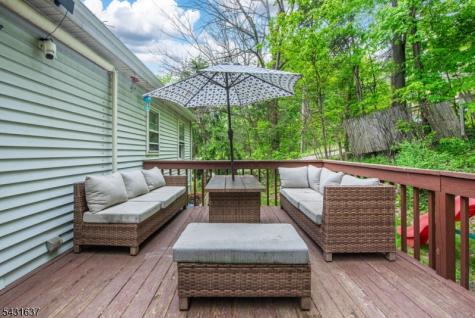 5 Valley Drive W Vernon NJ 07418