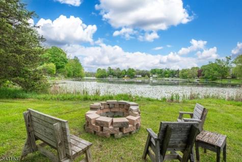 5 Valley Drive W Vernon NJ 07418