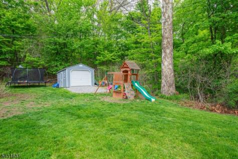 5 Valley Drive W Vernon NJ 07418