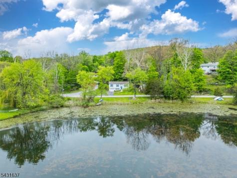 5 Valley Drive W Vernon NJ 07418