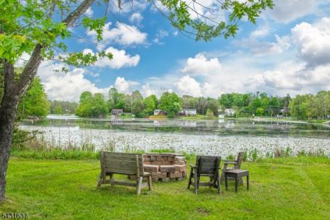 5 Valley Drive W Vernon NJ 07418