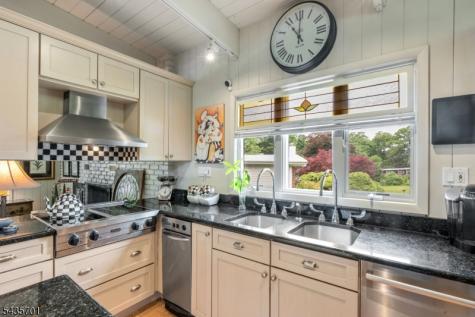 11 Kingsley Road Ringwood NJ 07456