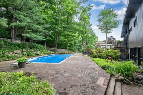 11 Kingsley Road Ringwood NJ 07456