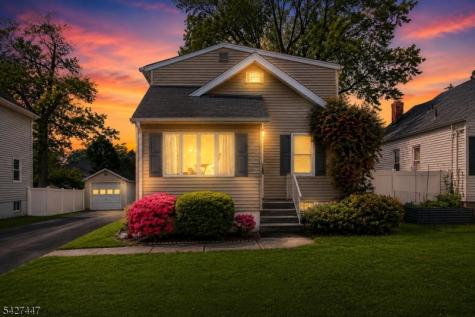 74 8TH Avenue Hawthorne NJ 07506