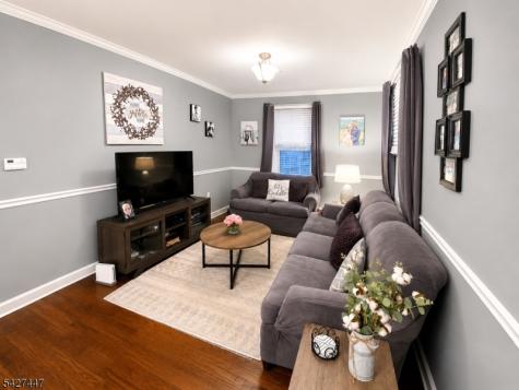74 8TH Avenue Hawthorne NJ 07506