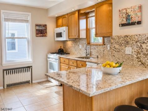 74 8TH Avenue Hawthorne NJ 07506