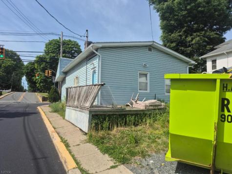 215 W. Washington Avenue Washington NJ 07882