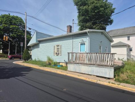 215 W. Washington Avenue Washington NJ 07882