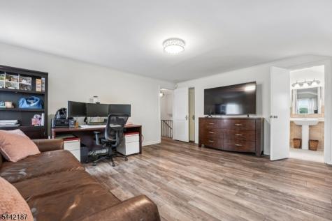 10 Fairway Avenue West Orange NJ 07052