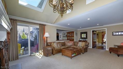 6 Brentwood Court Wayne NJ 07470