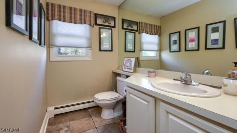 6 Brentwood Court Wayne NJ 07470