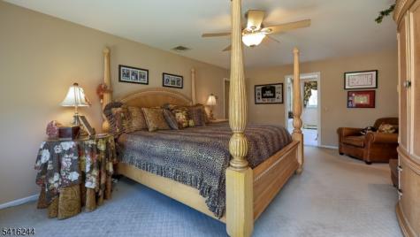 6 Brentwood Court Wayne NJ 07470