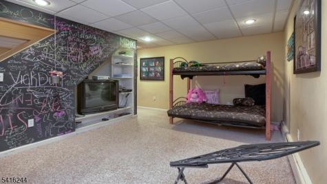 6 Brentwood Court Wayne NJ 07470