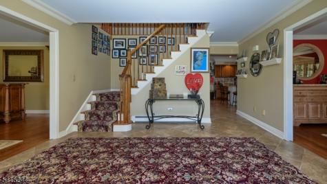 6 Brentwood Court Wayne NJ 07470