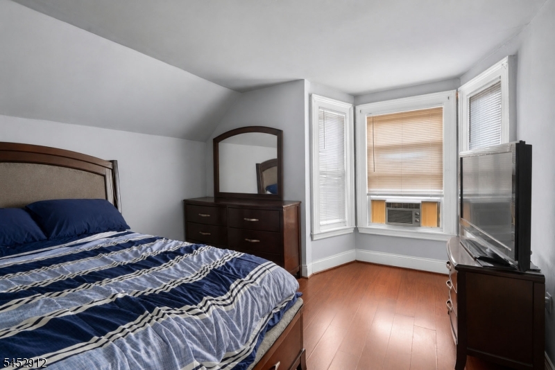 90 Manchester Avenue Paterson NJ 07502