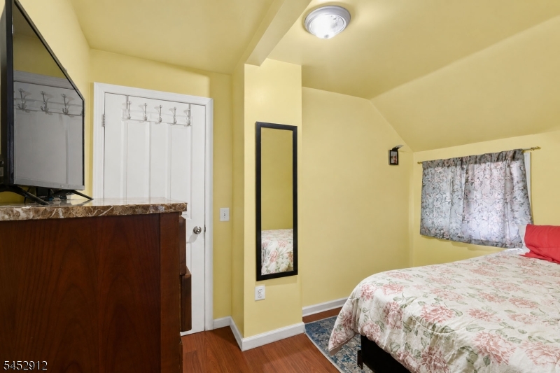 90 Manchester Avenue Paterson NJ 07502