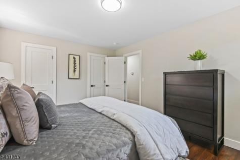 1585 Saint Ann Street Scotch Plains NJ 07076