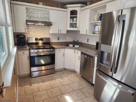 39 Niagara Street Dumont NJ 07628
