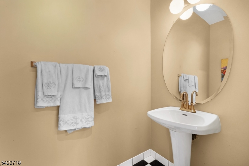 4 Chadwick Court Denville NJ 07834
