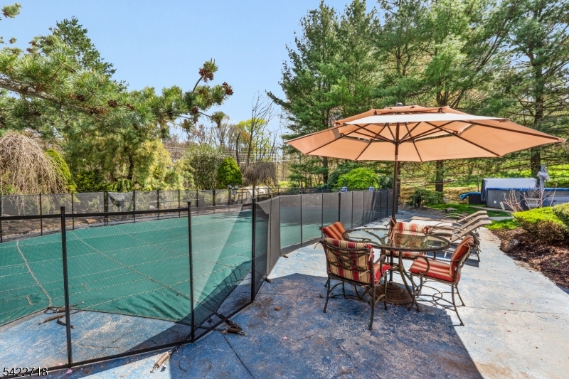 4 Chadwick Court Denville NJ 07834