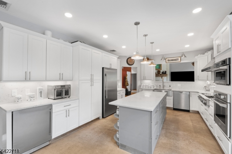 4 Chadwick Court Denville NJ 07834