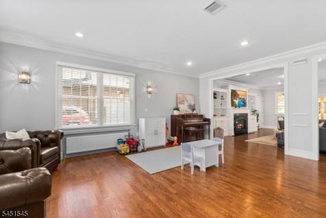 16 Madison Avenue Hasbrouck Heights NJ 07604