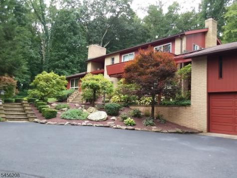 5 Agnes Lane Holland NJ 08848