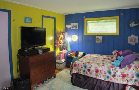 166 Fairview Avenue High Bridge NJ 08829