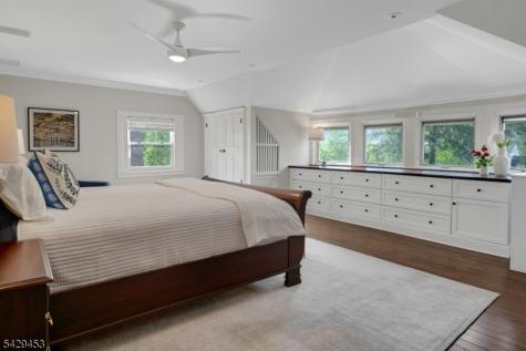 27 Bedford Road Summit NJ 07901