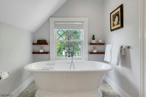 27 Bedford Road Summit NJ 07901