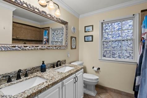 10 Ashley Drive Mount Olive NJ 07836
