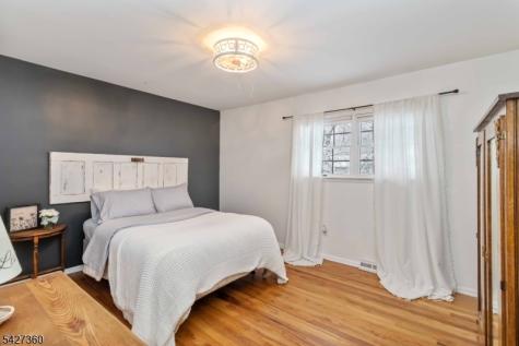 23 Hancock Drive West Milford NJ 07480