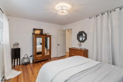 23 Hancock Drive West Milford NJ 07480