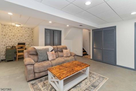 23 Hancock Drive West Milford NJ 07480