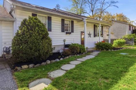 23 Hancock Drive West Milford NJ 07480