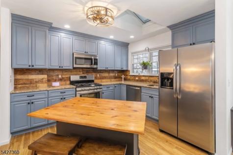 23 Hancock Drive West Milford NJ 07480