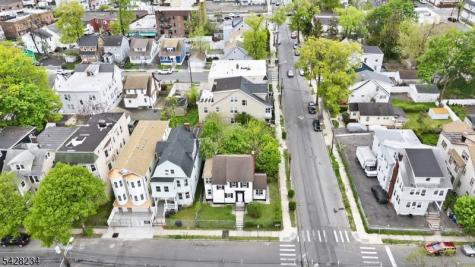 74 Lindsley Avenue Newark NJ 07106