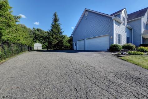 32 Dyer Road Wantage NJ 07461