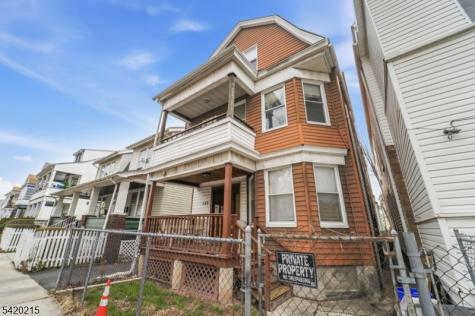 550 Norwood Street East Orange NJ 07018