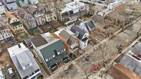 550 Norwood Street East Orange NJ 07018