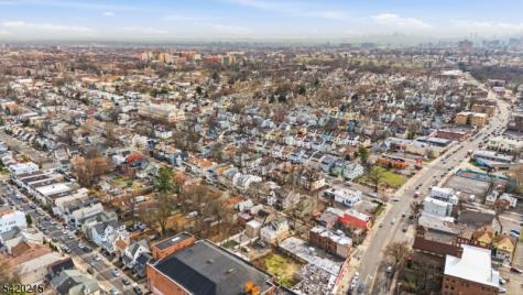 550 Norwood Street East Orange NJ 07018